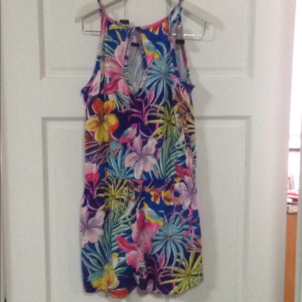 Floral romper with birds - Picture 2 of 3